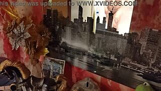 hey, check out my girlfriend