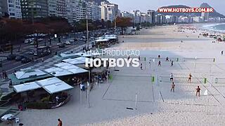 Botei Meu Amigo Pra Mamar