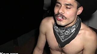 Breeding Sexy Dude in Darkroom?