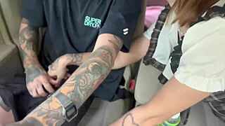 fudi com minha amiga travesti do pauz�o - cena em 4k