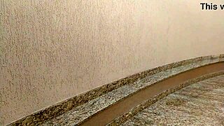 Married hottie ordered gas and gave the delivery guy oral to skip the bill!