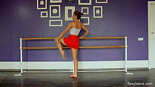 Wow, Yanna, you're one hot naked gymnast!