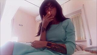 Smokin' sexy hot babe in miniskirt