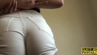 i watch petite uk babe toy herself