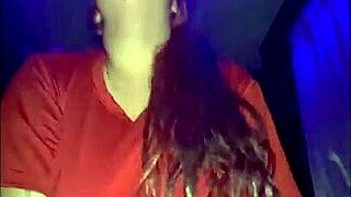 Babe rambut merah 18+ tetek besar sempurna naik batang kuat