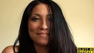 i watch petite uk babe toy herself