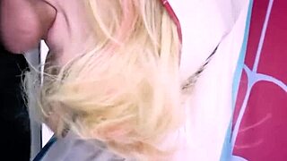 I give Gwen Stacy rough facefuck and anal in cosplay