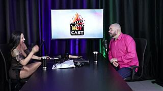 Nem Toda Mulher Faz Squirting E Toda Vez Que O Amigo Ia Transar A Mulher Gozava E Ia Embora - Paulo Avelar Tiv Models Sheer Red