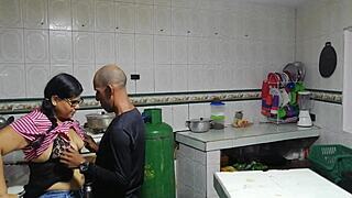 el amigo de mi esposo me folla hasta correrme?