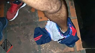 vouyer no tesao maduro da pica enorme fodendo o rabo do meu namorado enquanto me beijava hetero casado que se acaba na putaria gay