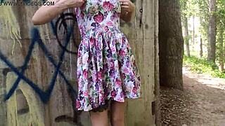 Public Blowjob from Beauty in Dress Feels Amazing
