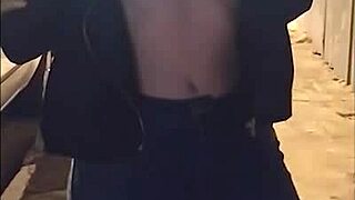 Melina Bloom Says, 'Watch Me Masturbate On The Street Live'