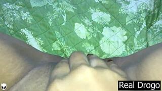 i lick my stepsis big clit n cum inside