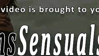 Καυτή shemale κάνει πίπα και παίρνει facial στο μούτρο