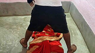 indian housewife’s sexy suhaagraat at home 😍