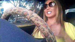 Corrida Mamadrivee Loira Takes Monster Cock in Wild Anal