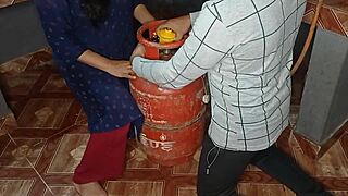 FUCKED THIRSTY BHABHI IN KITCHEN