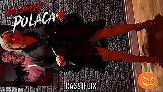 bruxinha casts spell and enjoys reward