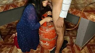 FUCKED THIRSTY BHABHI IN KITCHEN