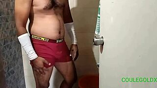 hey, auntie, you're washing clothes while i'm late for college!