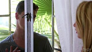 carter cruise sucking her lover's big cock deep