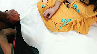 DESI CHACHI KI HARDCORE CHUDAI WITH ANAL AND PUSSY