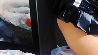 i'm the young asian babe showing my pussy to that internet pervert