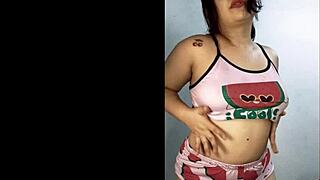 Want To See Her Sensual Body?