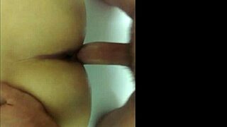 the beautiful vietnamese girl gets fucked hard by the amateur guy