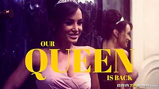 Big tits and blowjobs in a wild doctor roleplay