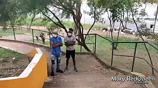 Adegan seks Cindy Dollar yang lembap