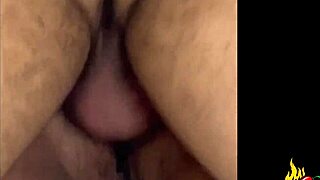 guto abravanel in a big group gathering