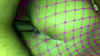 Hot stepmom teases stepson, they fuck! 😏