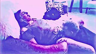 Boynuzlu Donnie'nin içine boşalmayı yemesini izle, sikini tokatlıyorlar