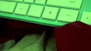 แอบแตกข้างน้องสาวบุญธรรม! สนุก Bi?