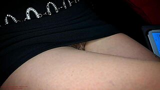 Upskirt Karina with her lollipop, so sensual 😘