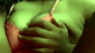 i admire this beautiful morocha in her sixth appearance