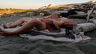 Flashing My Cock to Stepmdaughter at Public Beach Feels Insanely Thrilling!