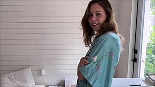 ステラベアリーがチンチンでアナル練習 - アナルセラピー - アレックスアダムス