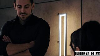 단테 콜레 사무실서 상사들 분수 싸게 만듦