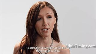 Майя Вулф делится своей горячей историей на испанском с субтитрами