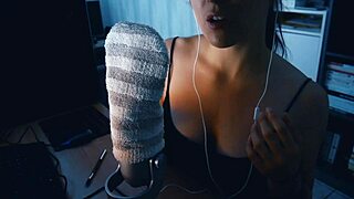 Listen to this french asmr session with relaxation techniques and soothing instructions 😴