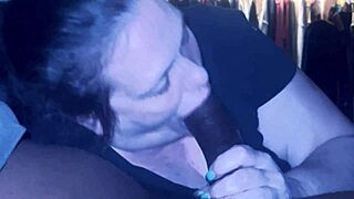 Deepthroat expert gets a facial with a huge load