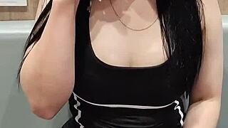 Today I Will Be the Dessert for the Couple