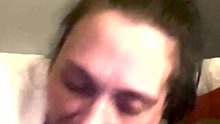 licking and slurping on this huge cock 🍆