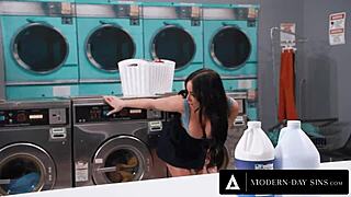 Modern-Day Sins - MILF Jennifer White Nearly Caught in Laundromat Creampie.