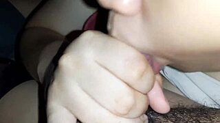 Watch this asian babe give a sloppy blowjob?