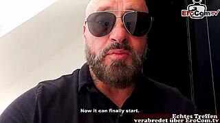 Erocom date where user meets spanish woman for sex at airport