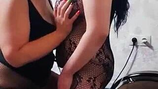 stepmom invites stepdaughter for anal fuck with big tits