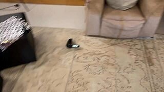 Fitness model turns yoga into handjob.